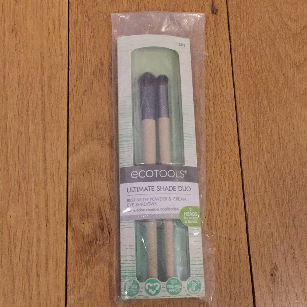 Ecotools Ultimate Shade Duo NIB